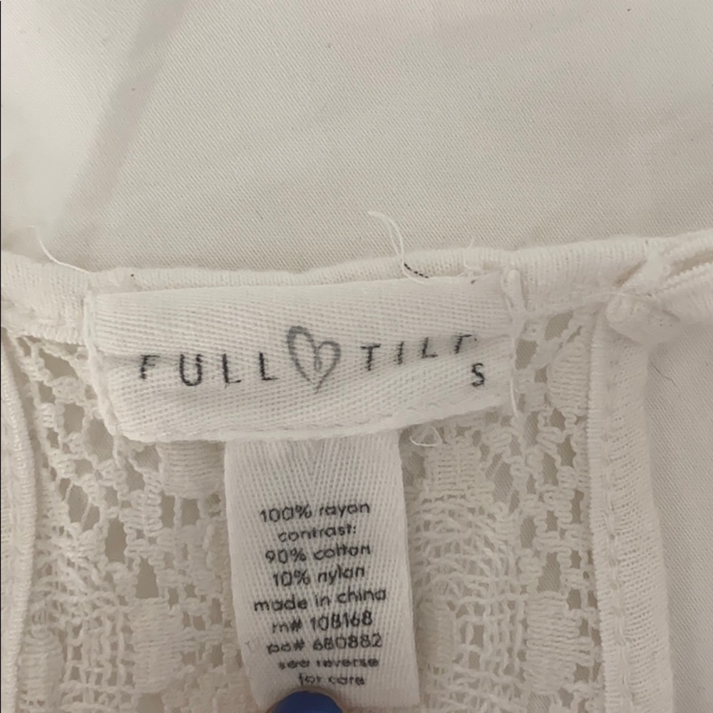 White Detailed Tank Top - Picture 4 of 4